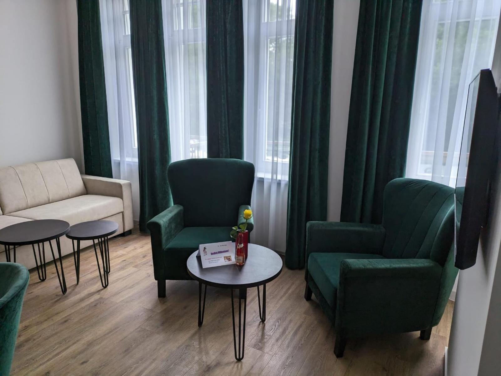 Seehotel Ecktannen Варен Екстер'єр фото